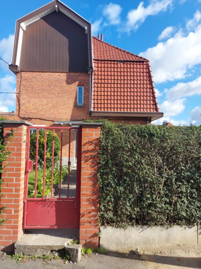 Belle Chambre Dans Un Quartier Calme Brüsszel Kültér fotó