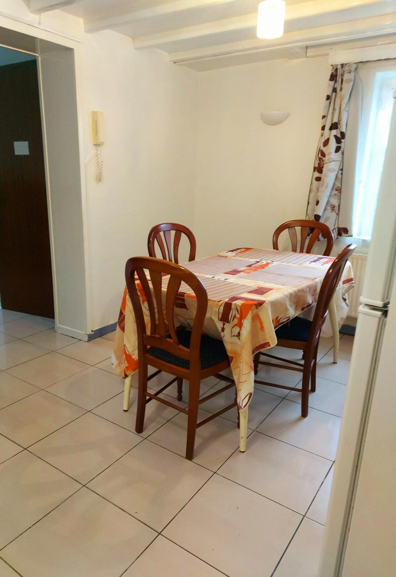 Belle Chambre Dans Un Quartier Calme Brüsszel Kültér fotó